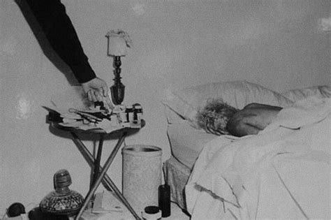 Death of Marilyn Monroe .